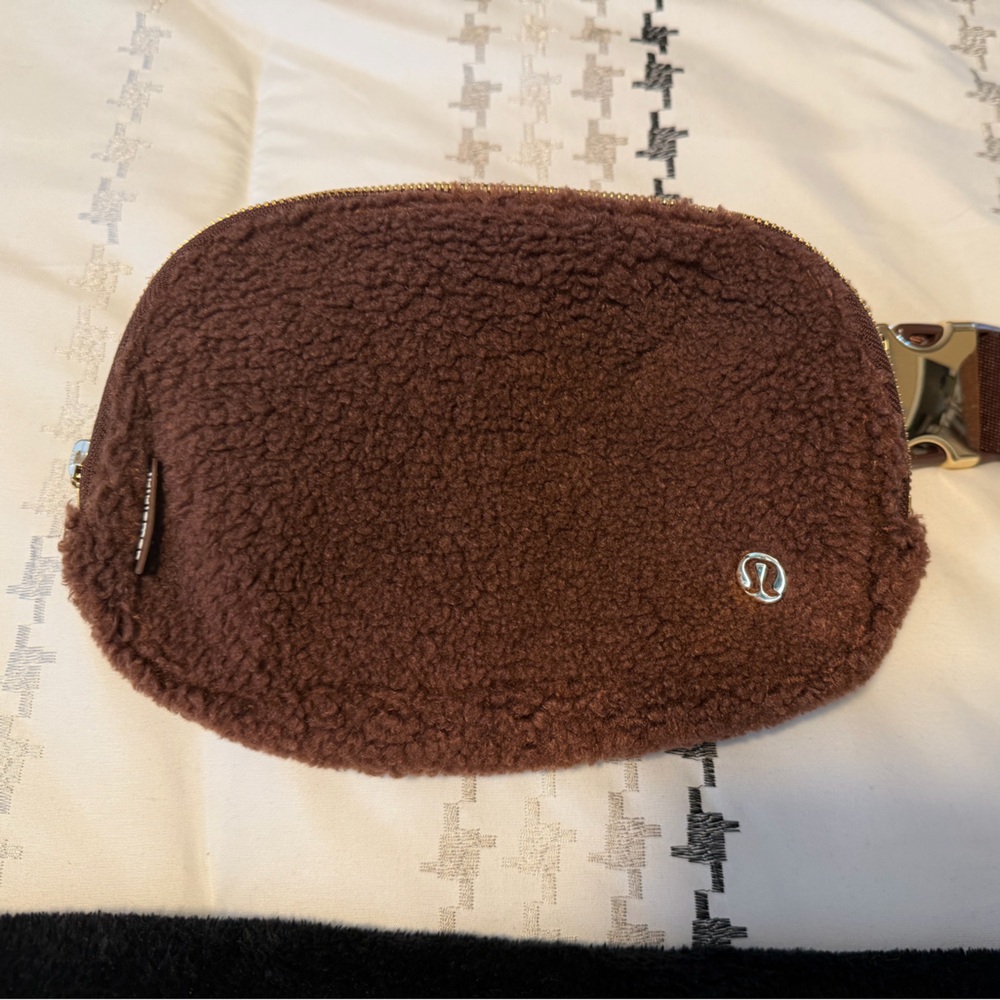 Lululemon Athletica Chocolate Sherpa Belt Bag